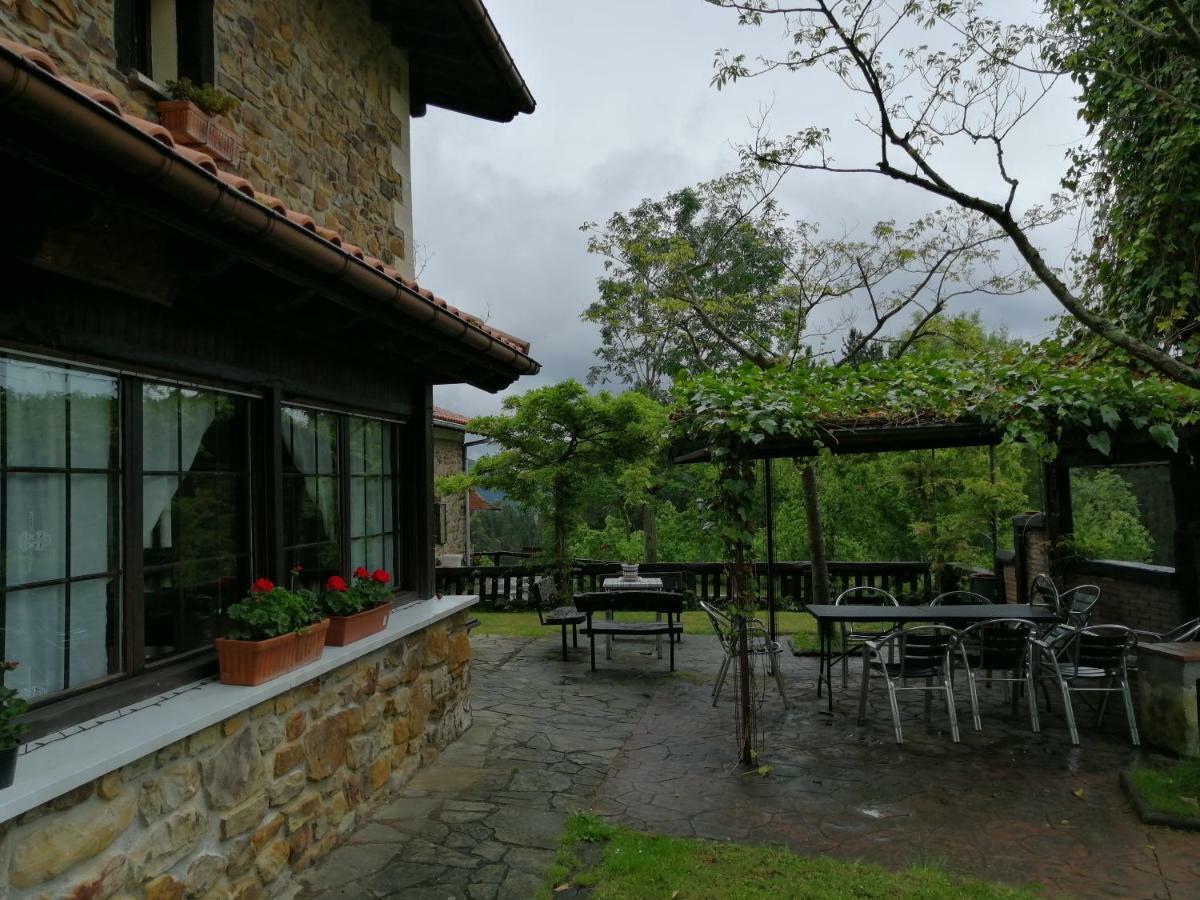 Agroturismo Iturbe Axpe de Busturia ภายนอก รูปภาพ
